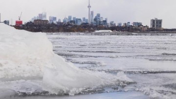 安博体育app下载-加拿大滑雪爱好者“拒赴美”，特朗普言论致预订量暴跌